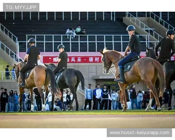 泰国马术协会与学校合作，开展马术教育课程，推广马术文化。，泰国马戏团